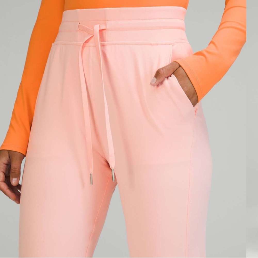 Lululemon Ready to Rulu Pink Classic Fit High Rise Jogger *7/8 Length - Picture 2 of 13